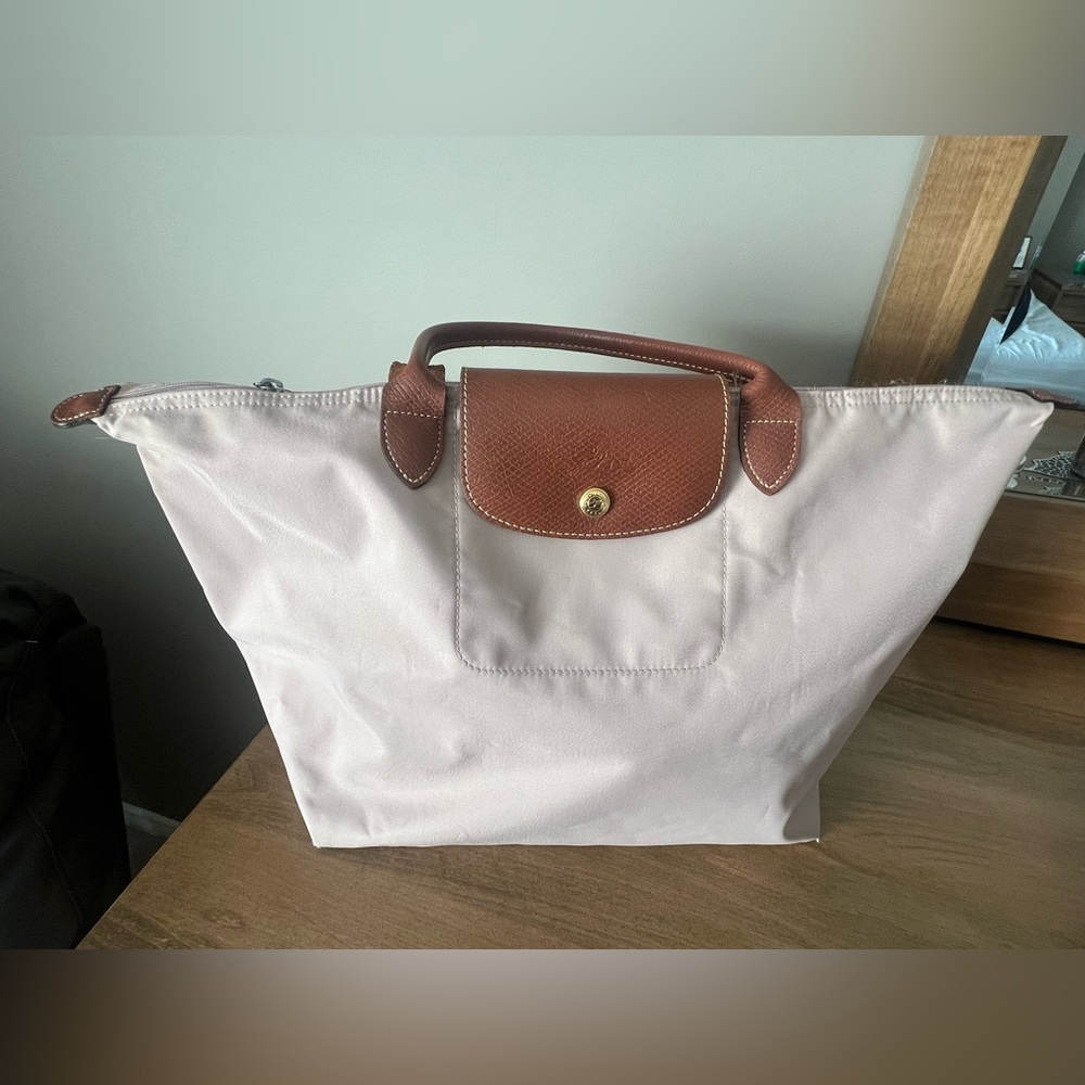 Long champ beige hand carry  Tote Bag